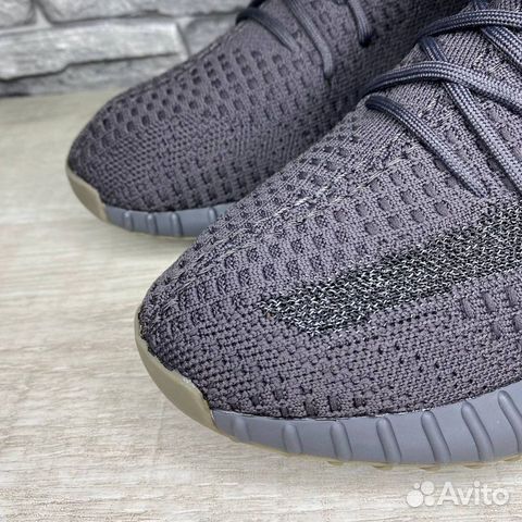 Кроссовки adidas yeezy