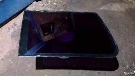 Стекло заднее левое боковое Mitsubishi Pajero 2