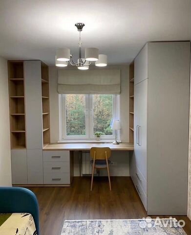 Детская рабочая зона у окна в рассрочку