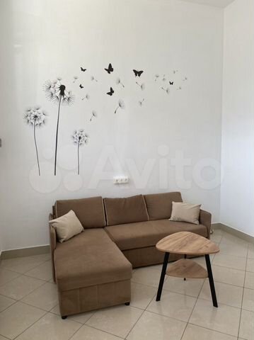 2-к. квартира, 70 м², 1/18 эт.