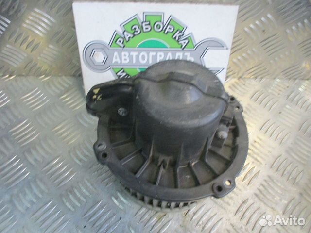 Моторчик отопителя Исузу Родео A 1991г