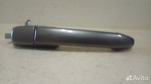Продаю ручку двери на LADA калину б/у