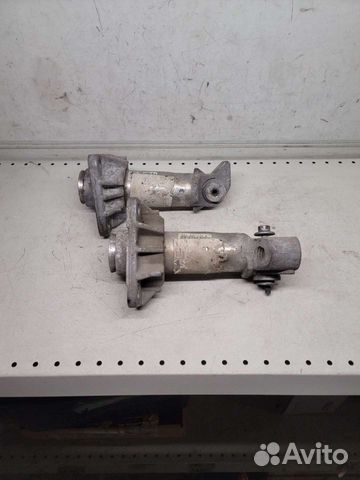 Кронштейн переднего бампера Audi A4 B6