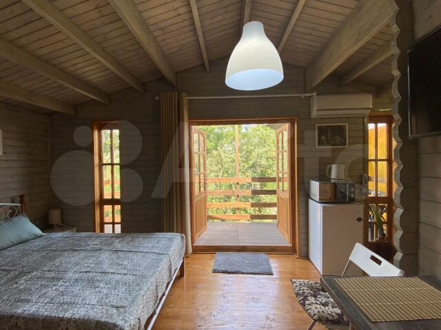 Дом 30 м² на участке 8 сот.