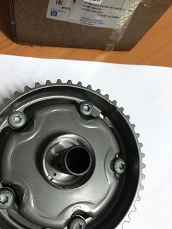 55568386 Шестерня распредвала впускная astra J