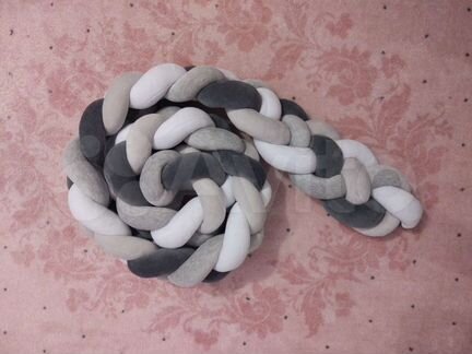 Бортик коса в кроватку