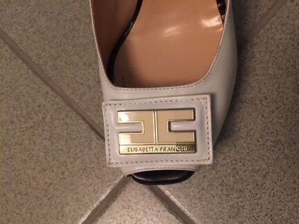 Красивые кожаные туфельки Elisabetta Franchi