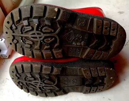 Резиновые сапоги