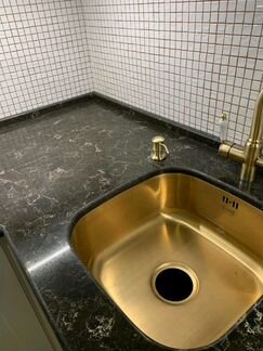 Столешница из искусственного камня