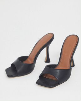 Мега модные босоножки с квадратным носом