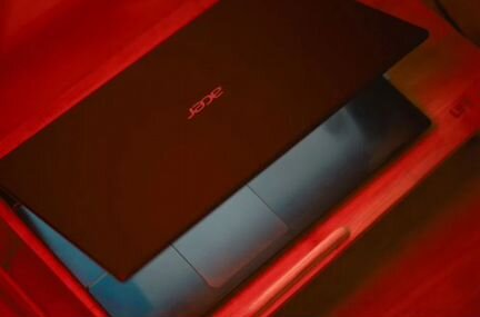 Acer V3-772G i7/17.3'/24Гб RAM/1Тб+240SSD