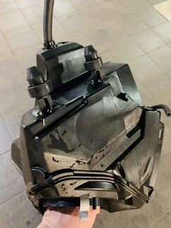 Корпус воздушного фильтра Audi A4/A5/Q5