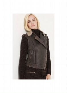 Burberry Brit, оригинал, жилет из овчины