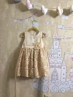 Нарядное платье 2,5-3 года