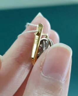 Серьги золотые с бриллиантами