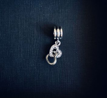 Шарм Pandora Соединённые сердца