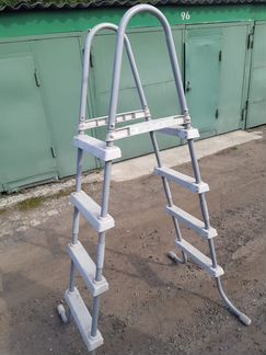 Лестница для каркасного бассейна