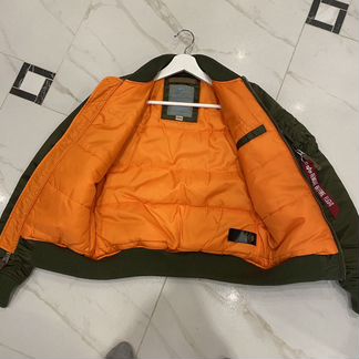 Бомбер alpha industries