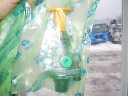 Кран ручника Daewoo Ultra на панели (нажимной)