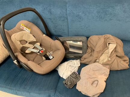 Maxi Cosi Pebble + аксессуары