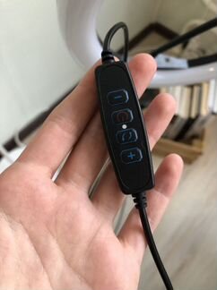 Лампа кольцевая светодиодная 31 см и штатив