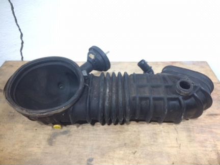 Черепаха Гофра Ауди 100 2.3