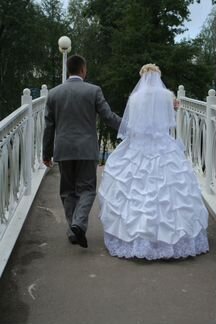 Свадебное платье