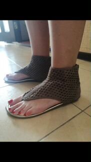 Сандалии в греческом стиле