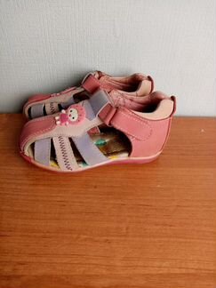 Сандалики для девочки для дет сада
