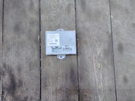 284G04BA1A блок задней двери nissan x-trail T32