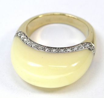 Золотое кольцо 585 пробы с бриллиантами 0.34 ct