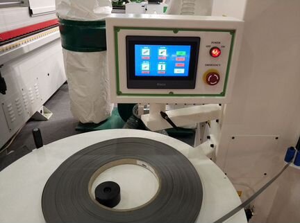 Кромкооблицовочный станок автоматический