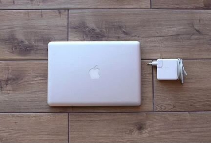 Apple MacBook PRO 13 в отличном состоянии Core i7