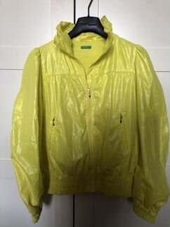 Куртка ветровка на девочку 11-12 лет Benetton