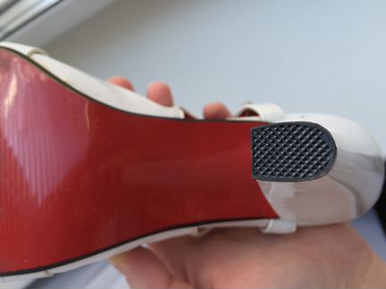 Босоножки белые размер 37 Новые