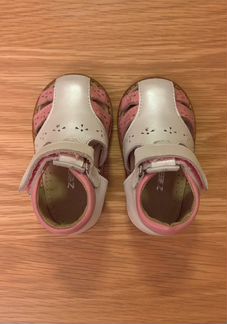 Туфли для девочки размер 18