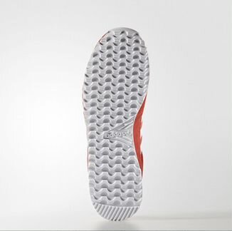Кроссовки Adidas ZX700 новые оригинал