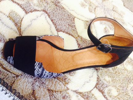 Новые кожаные туфли Chie Mihara 39 рр