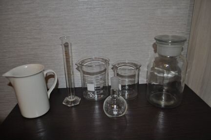 Колбы, пробки, эксикатор