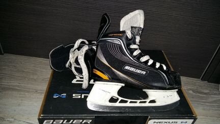 Детские хоккейные коньки Bauer