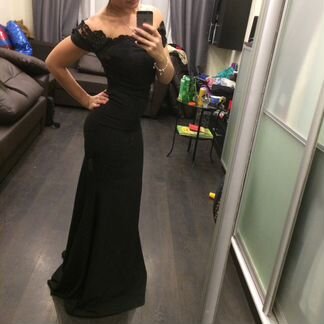 Черное платье в пол