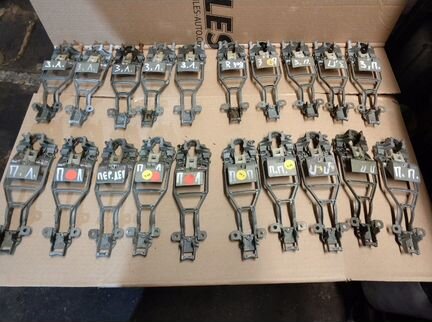 Кронштейн ручки двери VW Туарег Порш Каен