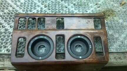 Декоративная накладка для mercedes 124