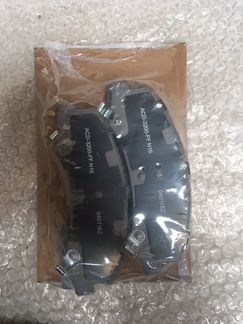 Передние тормозные колодки Кадиллак дтс / DTS