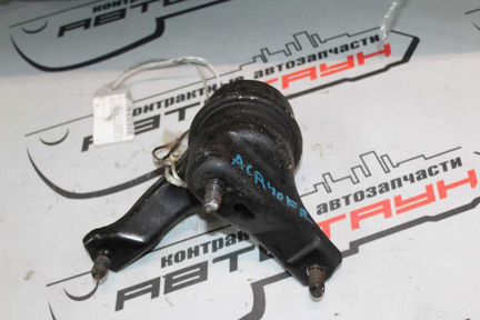 Подушка двс toyota estima harrier highlander kluge