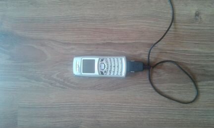 Samsung C-100