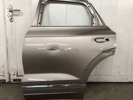 Touareg 3 дверь задняя левая