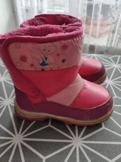 Сапожки р.26 в отличном состоянии отдам