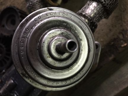 Клапан возврата ог 1.9TD vw passat b5