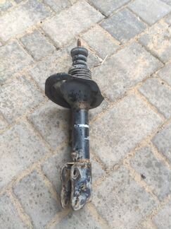 4060A174 Mitsubishi Амортизатор передний правый